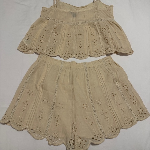 American Eagle Outfitters Beige Eyelet Set Size S - Picture 2 of 3